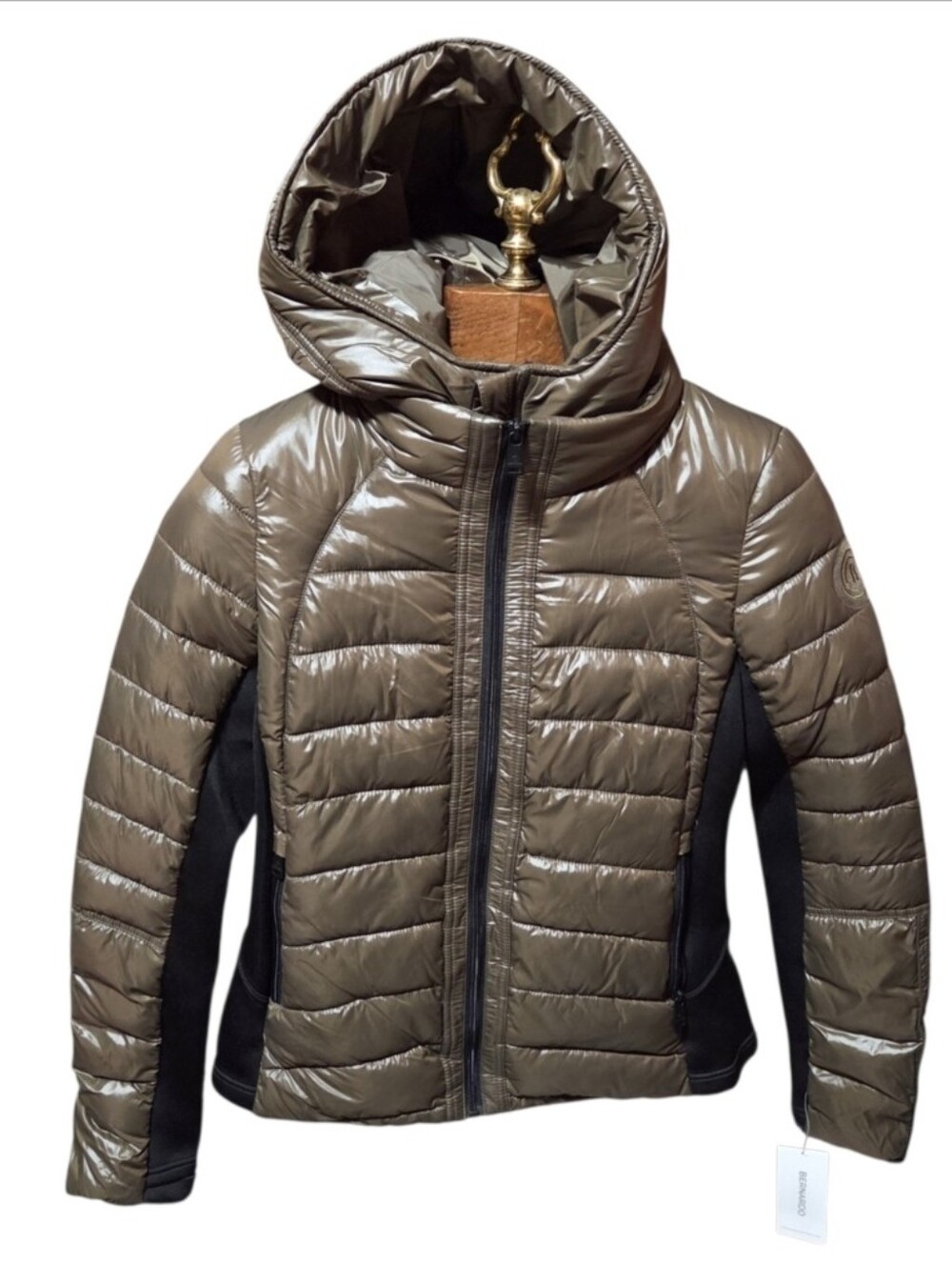 Bernardo Fashions Soft Touch Hooded Packable Puffer Jacket Olive Green Sz Small